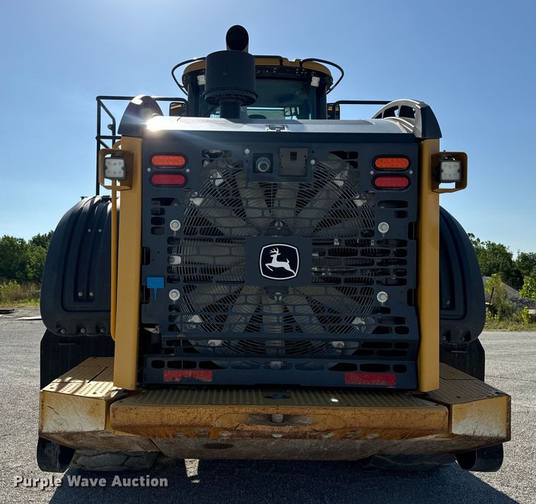 image for item DL4474 2017 John Deere 844K-III wheel loader