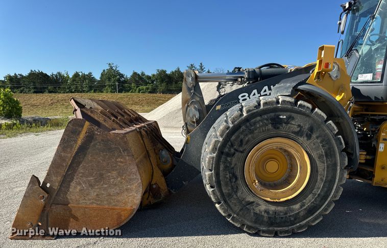 image for item DL4474 2017 John Deere 844K-III wheel loader