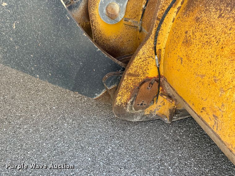 image for item DL4474 2017 John Deere 844K-III wheel loader