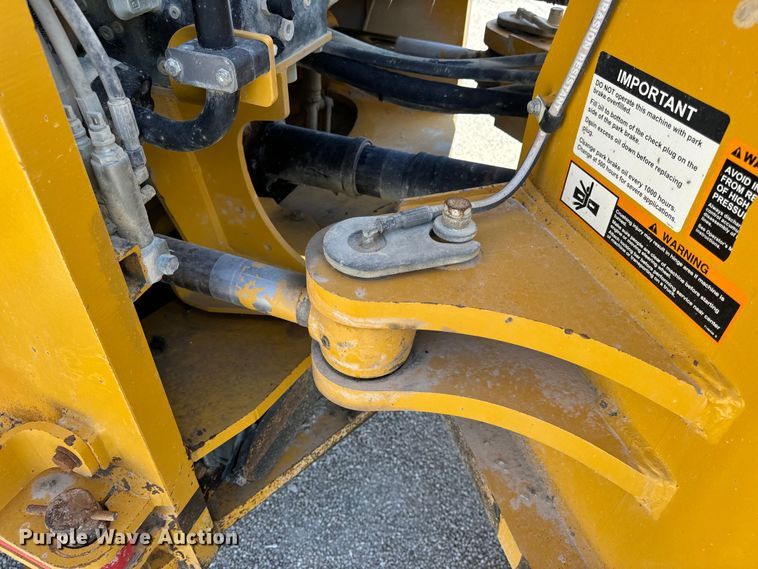 image for item DL4474 2017 John Deere 844K-III wheel loader