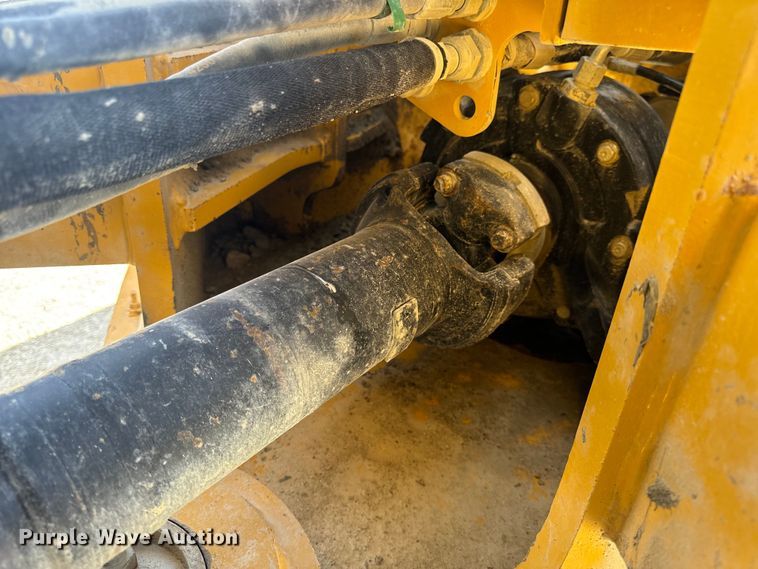 image for item DL4474 2017 John Deere 844K-III wheel loader