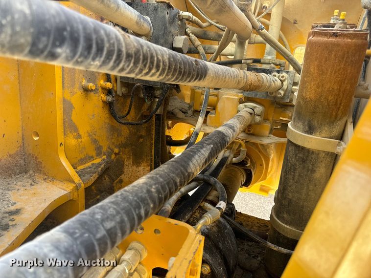 image for item DL4474 2017 John Deere 844K-III wheel loader