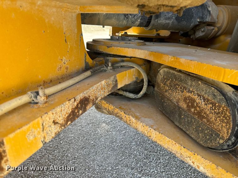 image for item DL4474 2017 John Deere 844K-III wheel loader