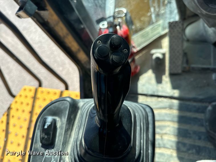 image for item DL4474 2017 John Deere 844K-III wheel loader