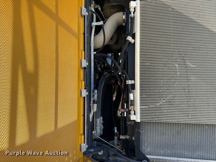 image for item DL4474 2017 John Deere 844K-III wheel loader