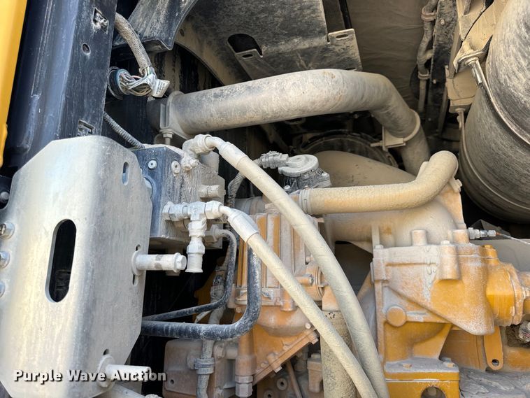 image for item DL4474 2017 John Deere 844K-III wheel loader