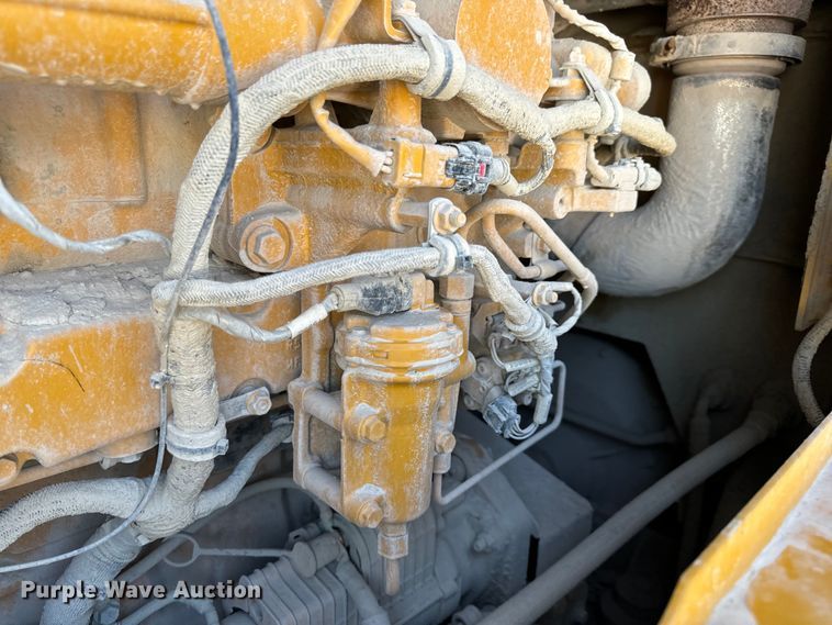 image for item DL4474 2017 John Deere 844K-III wheel loader