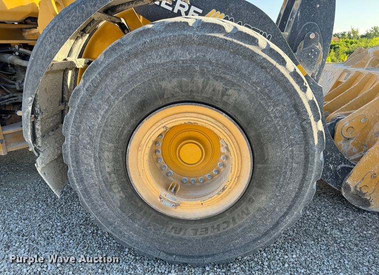 image for item DL4474 2017 John Deere 844K-III wheel loader