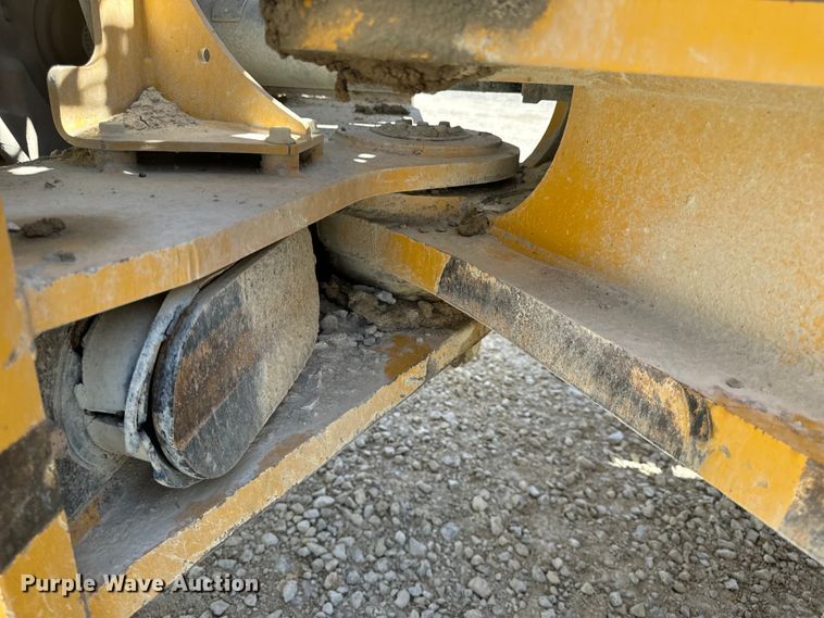 image for item DL4475 2013 John Deere 844K-II wheel loader