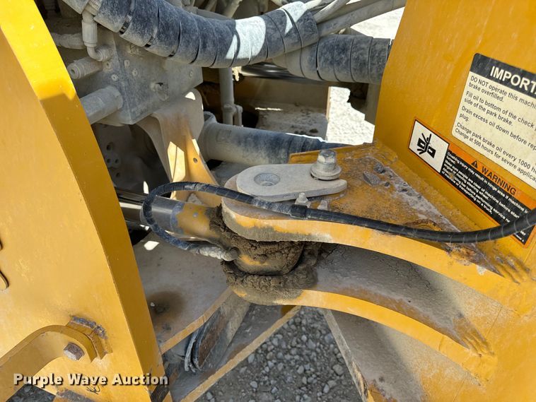 image for item DL4475 2013 John Deere 844K-II wheel loader