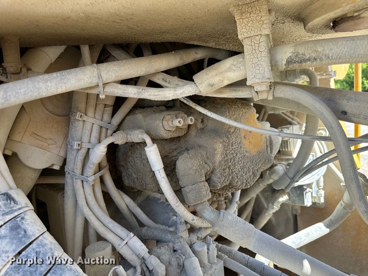 image for item DL4475 2013 John Deere 844K-II wheel loader