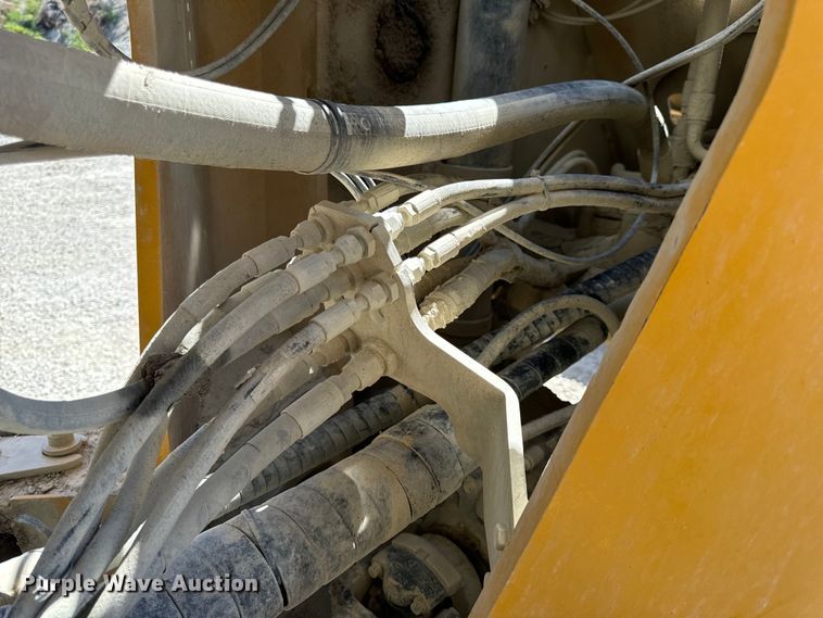 image for item DL4475 2013 John Deere 844K-II wheel loader