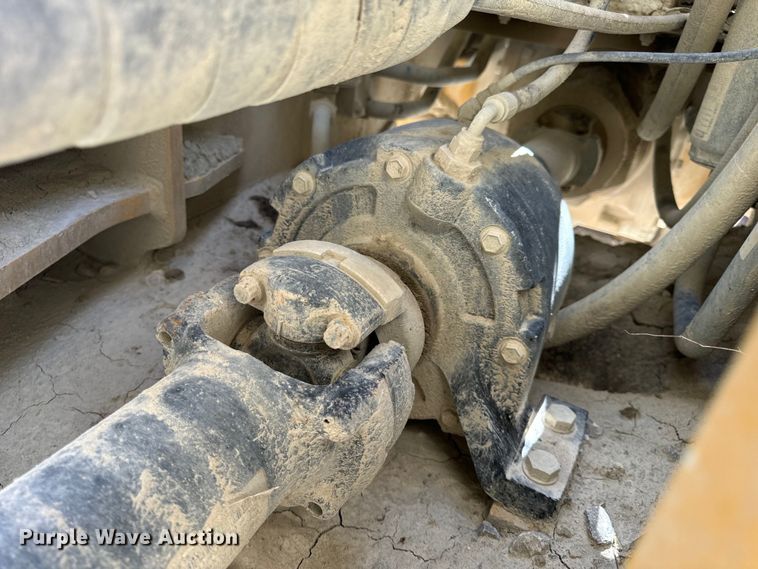 image for item DL4475 2013 John Deere 844K-II wheel loader