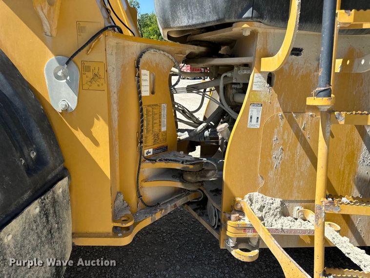 image for item DL4475 2013 John Deere 844K-II wheel loader