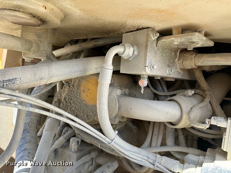 image for item DL4475 2013 John Deere 844K-II wheel loader