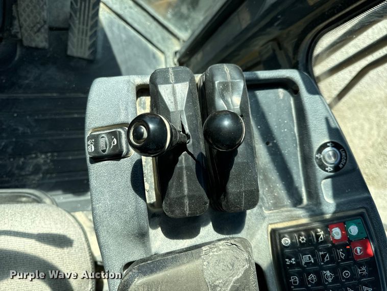 image for item DL4475 2013 John Deere 844K-II wheel loader