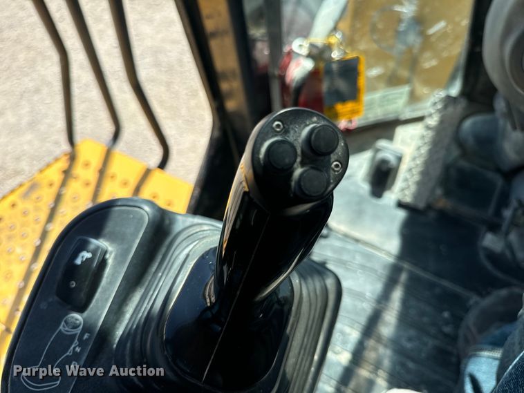 image for item DL4475 2013 John Deere 844K-II wheel loader