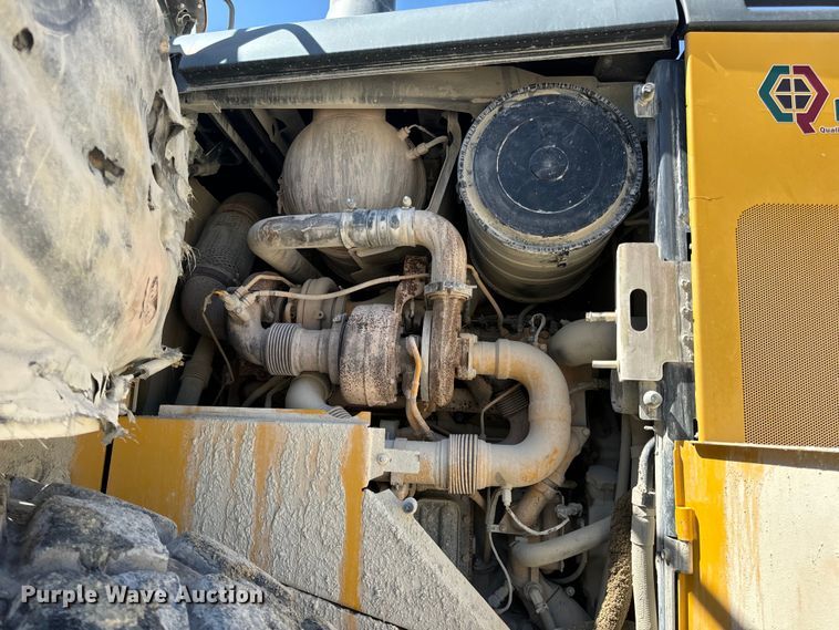 image for item DL4475 2013 John Deere 844K-II wheel loader