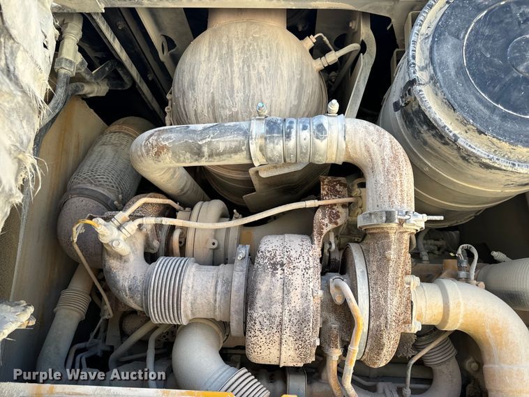 image for item DL4475 2013 John Deere 844K-II wheel loader