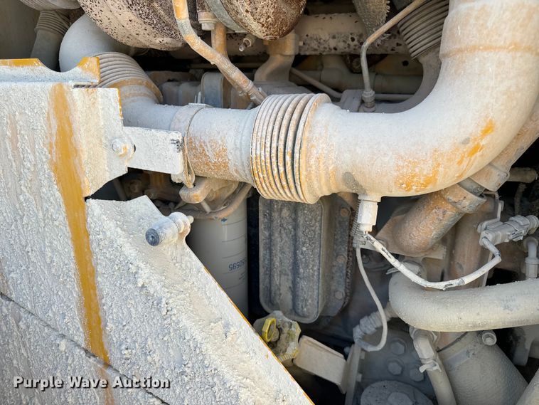 image for item DL4475 2013 John Deere 844K-II wheel loader