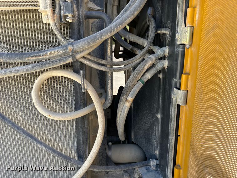 image for item DL4475 2013 John Deere 844K-II wheel loader