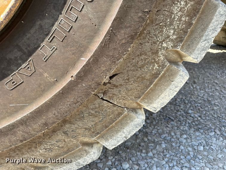 image for item DL4475 2013 John Deere 844K-II wheel loader