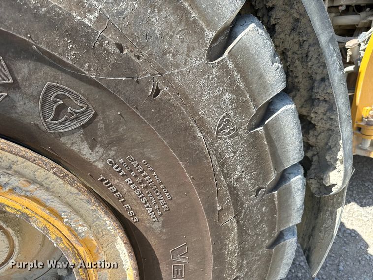 image for item DL4475 2013 John Deere 844K-II wheel loader