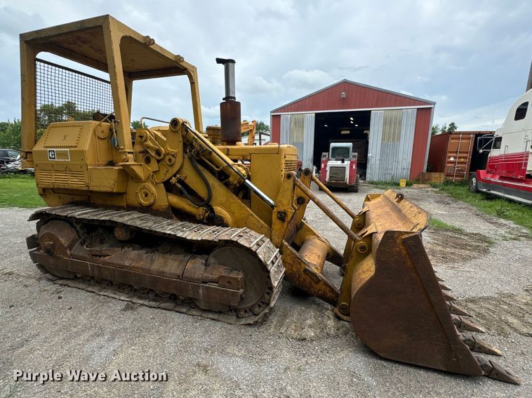 image for item DL4477 1971 Caterpillar  955K track loader