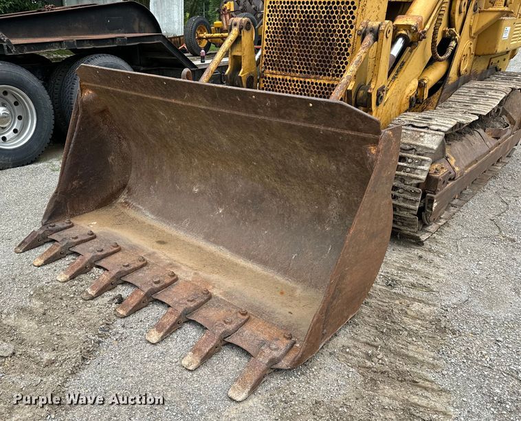 image for item DL4477 1971 Caterpillar  955K track loader