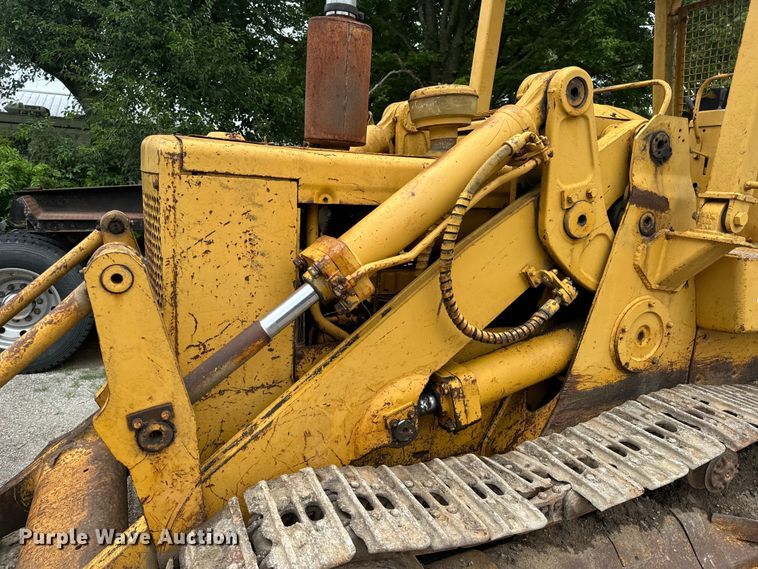 image for item DL4477 1971 Caterpillar  955K track loader