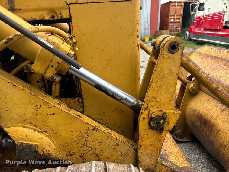 image for item DL4477 1971 Caterpillar  955K track loader