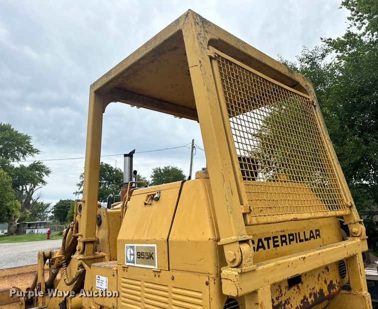 image for item DL4477 1971 Caterpillar  955K track loader