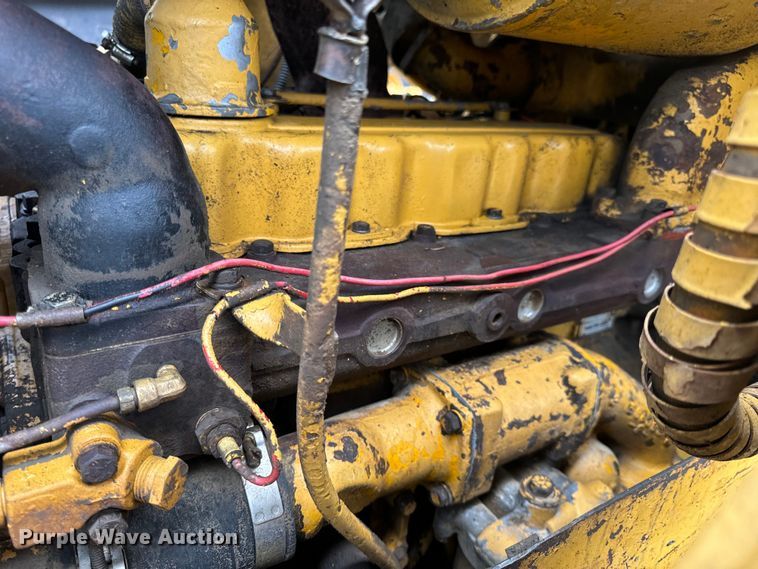 image for item DL4477 1971 Caterpillar  955K track loader