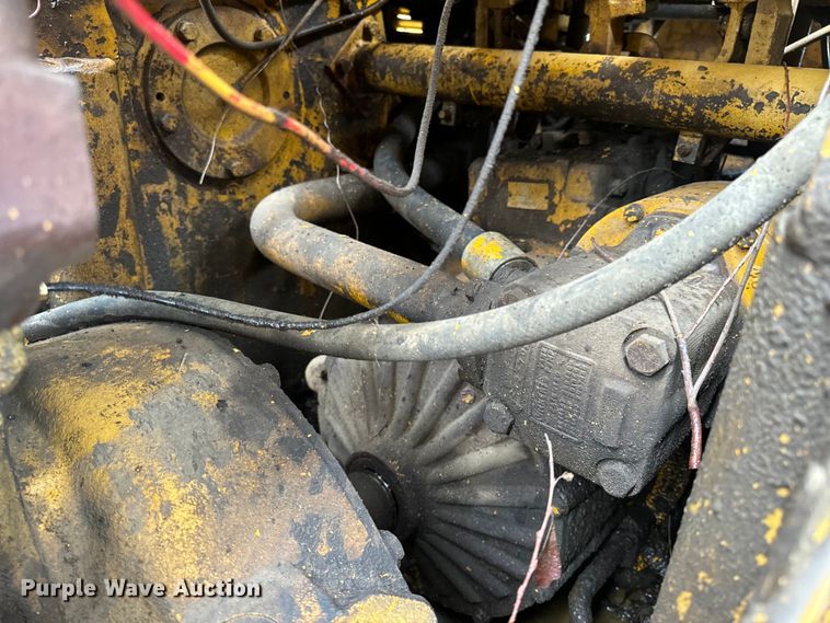 image for item DL4477 1971 Caterpillar  955K track loader