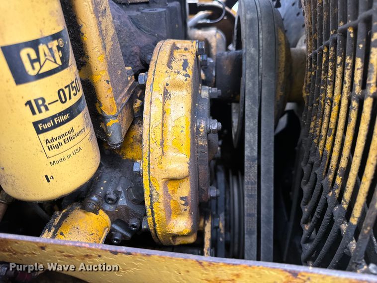 image for item DL4477 1971 Caterpillar  955K track loader