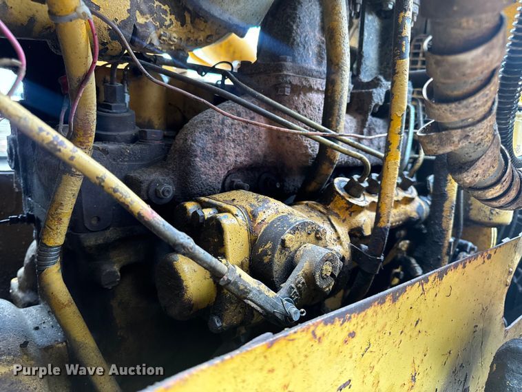 image for item DL4477 1971 Caterpillar  955K track loader