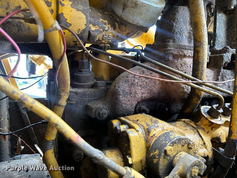 image for item DL4477 1971 Caterpillar  955K track loader