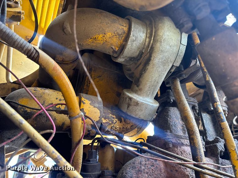 image for item DL4477 1971 Caterpillar  955K track loader