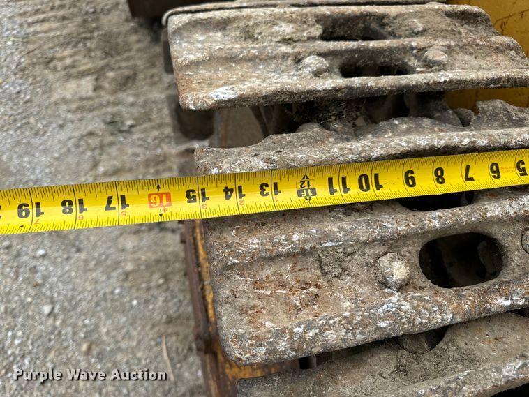 image for item DL4477 1971 Caterpillar  955K track loader