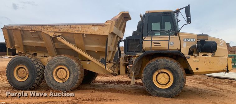 image for item DM7918 2004 John Deere 350D haul truck