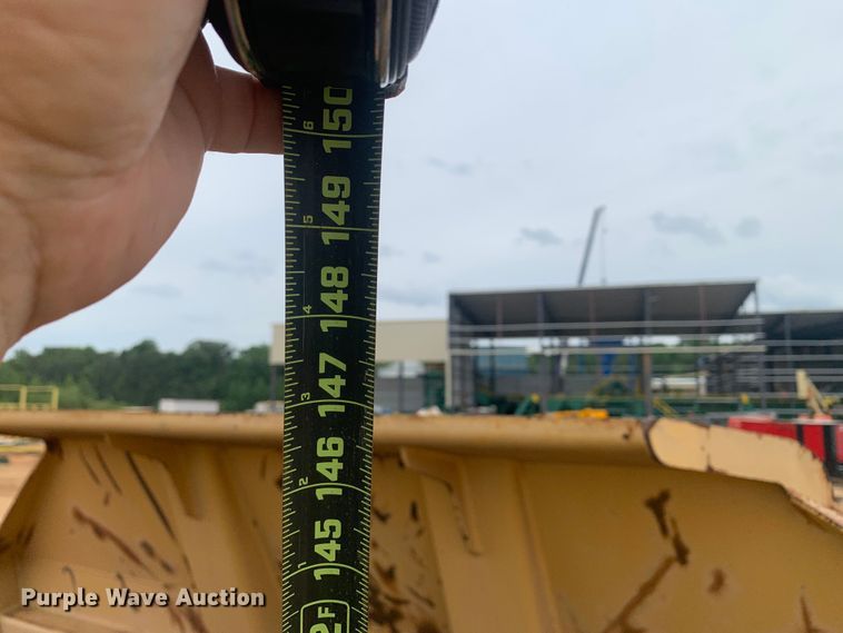 image for item DM7918 2004 John Deere 350D haul truck