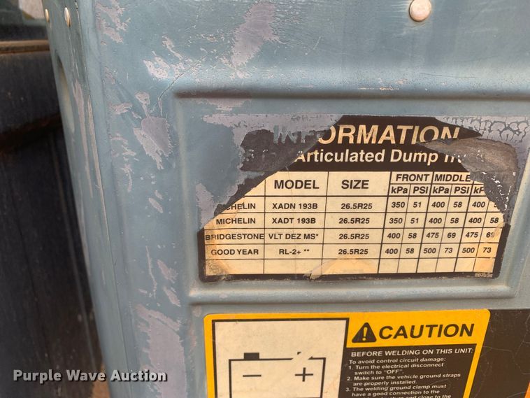 image for item DM7918 2004 John Deere 350D haul truck