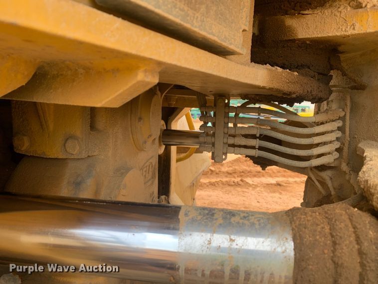 image for item DM7918 2004 John Deere 350D haul truck