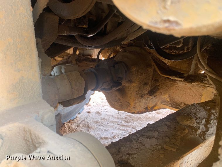 image for item DM7918 2004 John Deere 350D haul truck