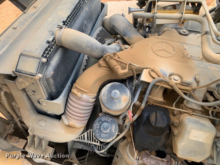 image for item DM7918 2004 John Deere 350D haul truck