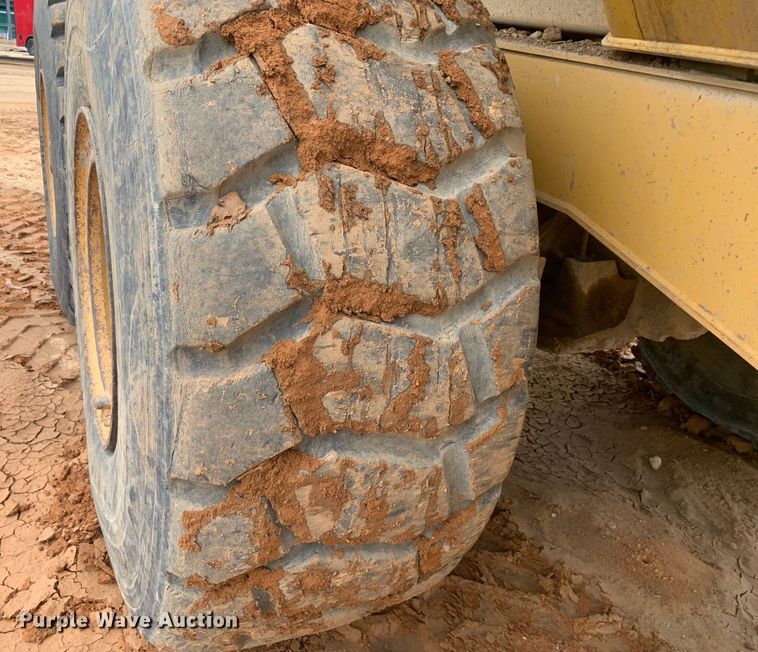 image for item DM7918 2004 John Deere 350D haul truck