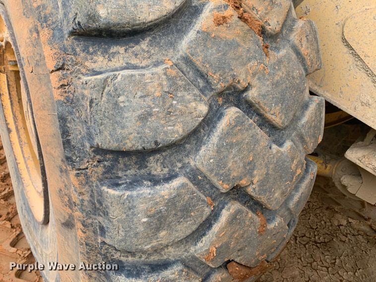 image for item DM7918 2004 John Deere 350D haul truck