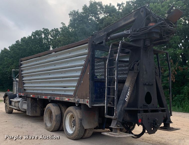 image for item DM7919 1991 Western Star 4900 grapple crane truck