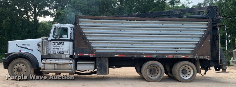 image for item DM7919 1991 Western Star 4900 grapple crane truck