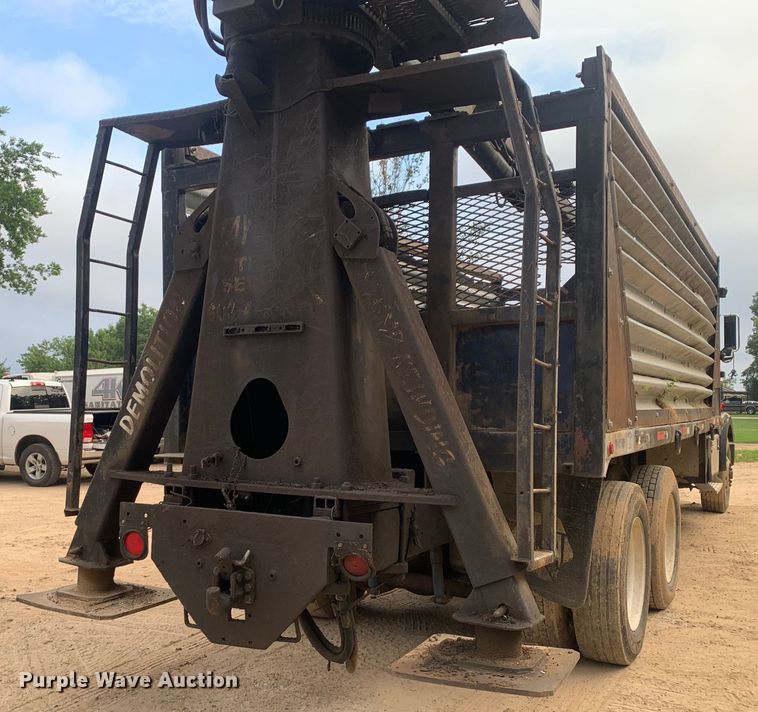 image for item DM7919 1991 Western Star 4900 grapple crane truck